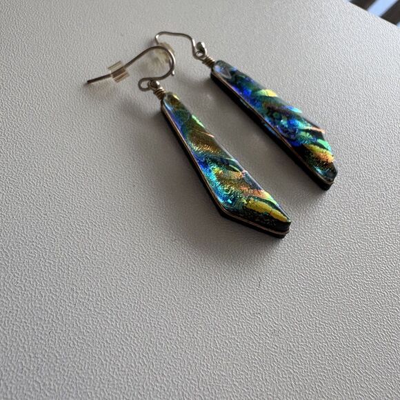 Prsym Earrings - Picture 4 of 7